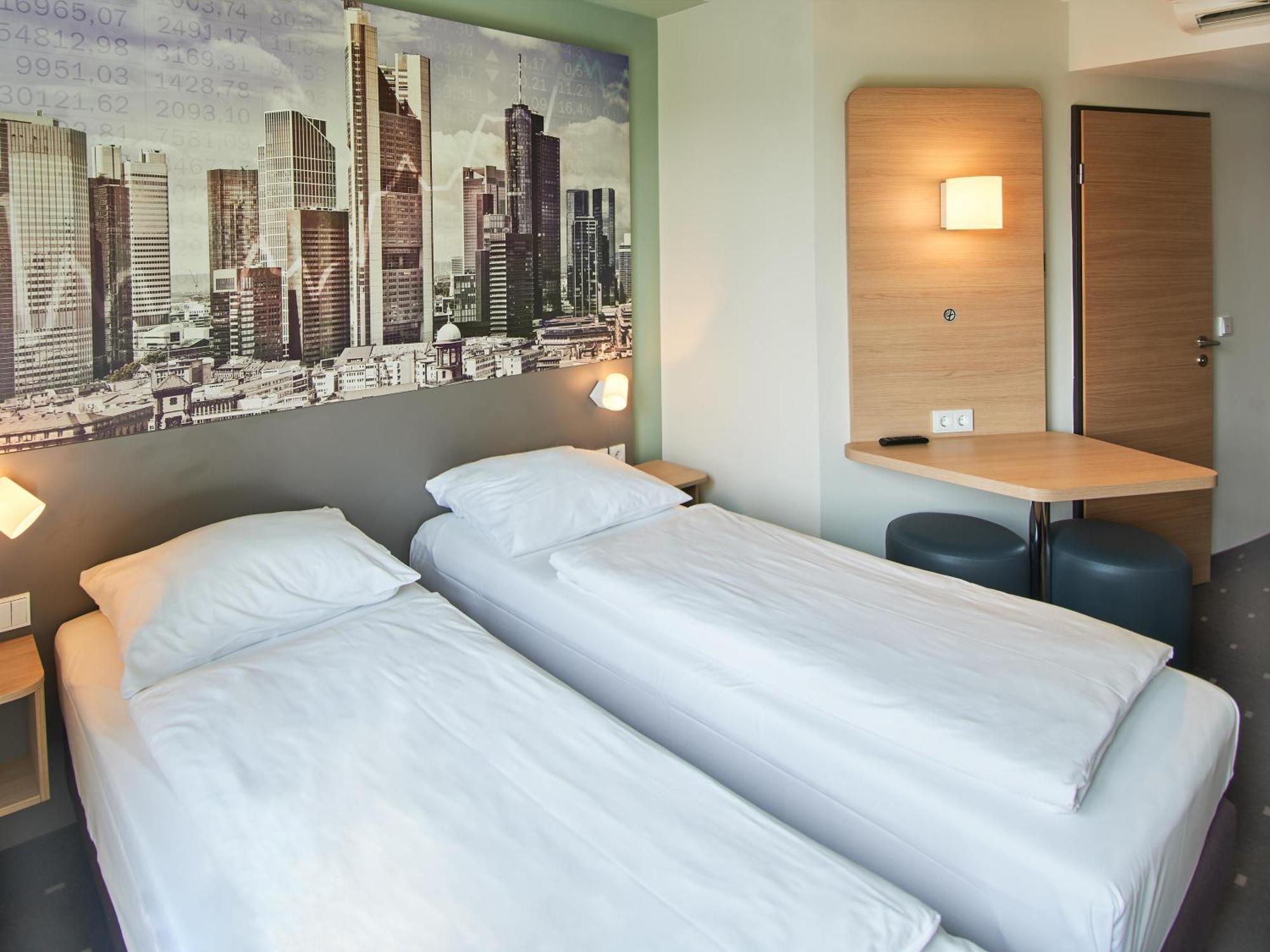 B&B Hotel Frankfurt-West Eschborn Dış mekan fotoğraf