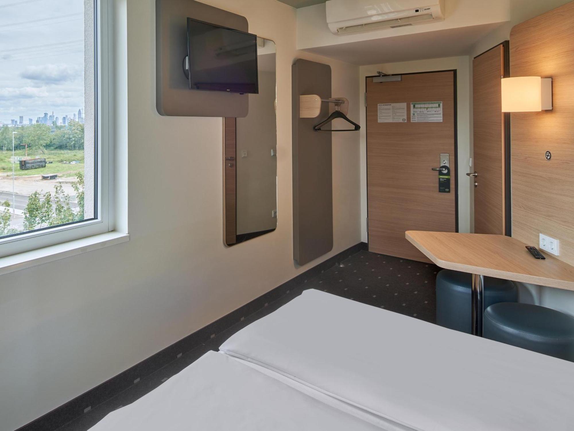 B&B Hotel Frankfurt-West Eschborn Dış mekan fotoğraf