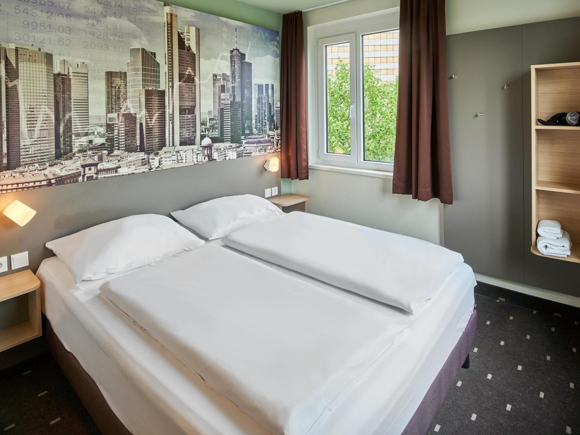 B&B Hotel Frankfurt-West Eschborn Dış mekan fotoğraf