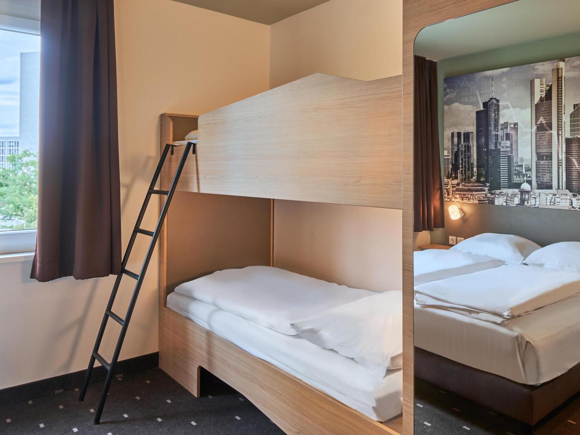 B&B Hotel Frankfurt-West Eschborn Dış mekan fotoğraf